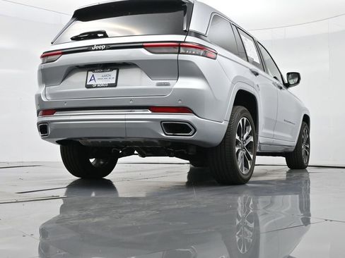 Used 2023 Jeep Grand Cherokee Overland image 44