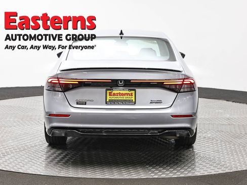 Used 2024 Honda Accord Sport image 6