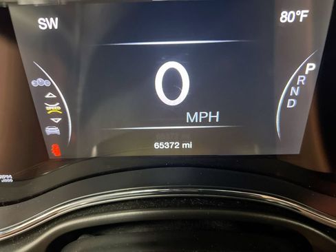 Used 2022 Jeep Grand Cherokee Limited AWD/4WD image 13