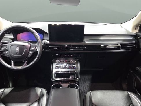Used 2023 Lincoln Nautilus AWD image 24