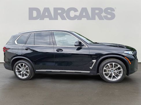 Certified 2024 BMW X5 xDrive40i w/ Premium Package AWD/4WD image 7
