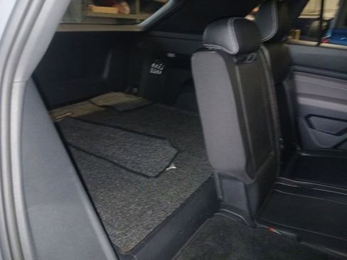 Used 2021 Volkswagen Atlas Cross Sport SE w/ Panoramic Sunroof Package image 54