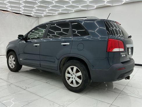 Used 2011 Kia Sorento LX AWD/4WD image 7
