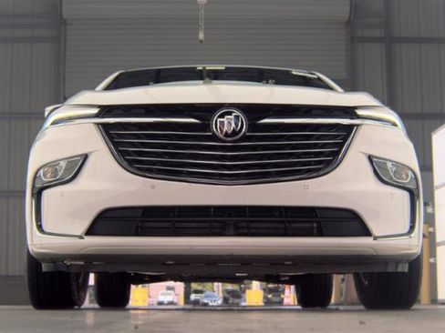 Used 2023 Buick Enclave Essence w/ LPO, Floor Liner Package FWD image 3