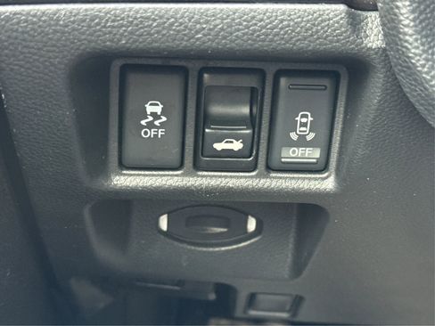 Used 2012 INFINITI G37 x Coupe w/ Premium Pkg image 19