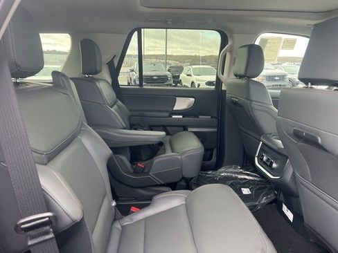 New 2025 Ford Expedition Active AWD/4WD image 7