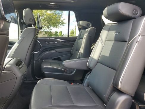 Used 2022 Cadillac Escalade Sport w/ Touring Package image 13