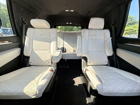 Used 2026 Cadillac Escalade Platinum Sport w/ LPO, Floor Liner Package RWD image 34
