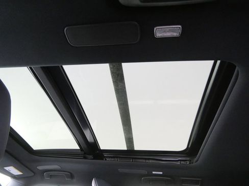 New 2026 INFINITI QX80 4WD image 17