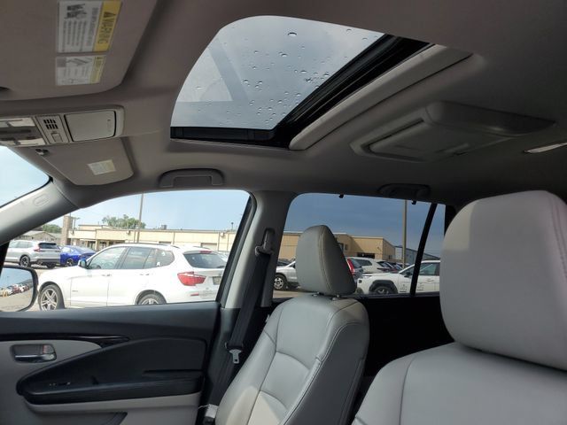 Used 2016 Honda Pilot Touring image 6