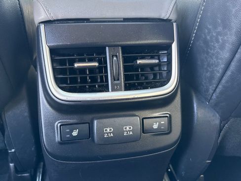 Used 2020 Subaru Outback Limited w/ Popular Package #2 AWD/4WD image 19