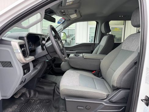 Used 2024 Ford F550 4x4 Crew Cab Super Duty w/ XLT Value Package image 14
