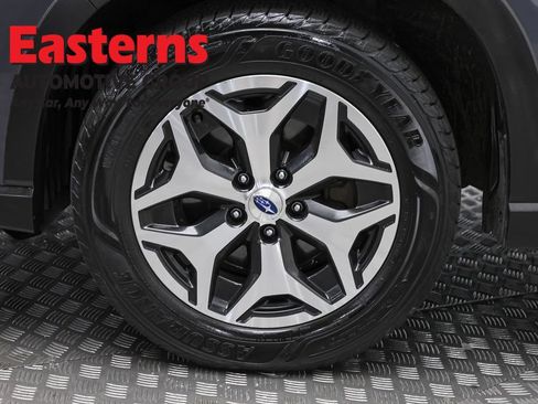 Used 2023 Subaru Forester Premium AWD/4WD image 36