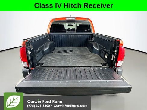 Used 2017 Toyota Tacoma TRD Off-Road w/ Tow Package AWD/4WD image 24