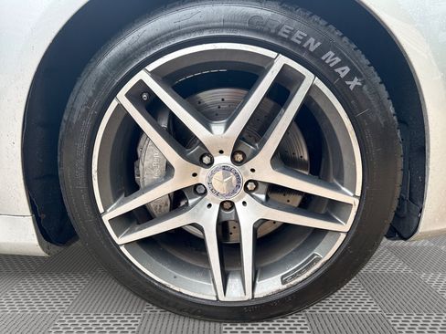 Used 2015 Mercedes-Benz S 550 4MATIC Sedan image 31
