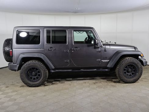 Used 2016 Jeep Wrangler Unlimited Sport w/ Quick Order Package 24S AWD/4WD image 9