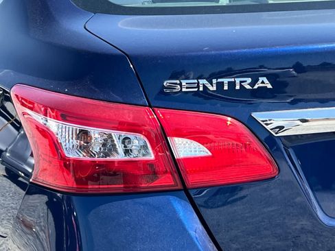 Used 2019 Nissan Sentra S FWD image 13