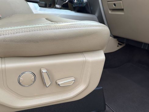 Used 2018 Ford F150 Lariat w/ Equipment Group 502A Luxury image 24