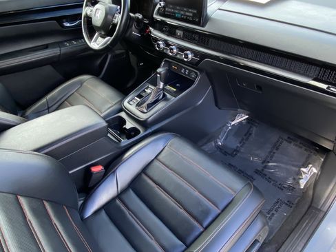 Used 2025 Honda CR-V Sport Touring image 9