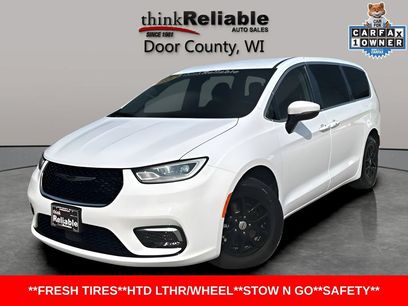 Used 2023 Chrysler Pacifica Touring-L