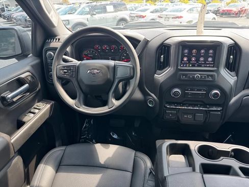 Used 2025 Chevrolet Silverado 1500 Custom Trail Boss w/ Turbomax Blackout Package AWD/4WD image 13
