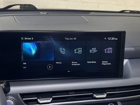 Used 2025 Hyundai Sonata SEL FWD image 37