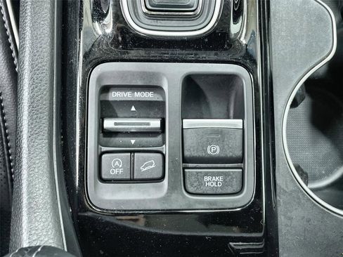 Certified 2024 Honda Pilot Elite image 20