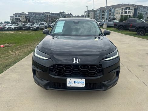 Certified 2023 Honda HR-V LX image 3