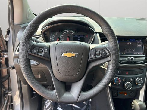 Used 2020 Chevrolet Trax LS w/ Tint and Cruise Package FWD image 17