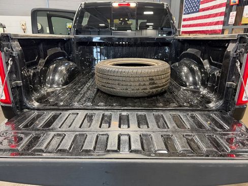 Used 2022 RAM 1500 Big Horn AWD/4WD image 18