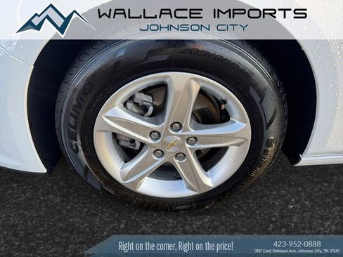 Used 2024 Chevrolet Malibu LT image 9