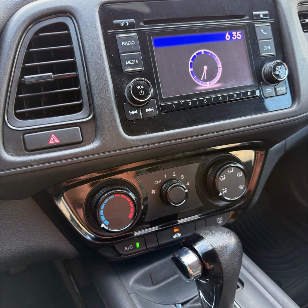 Used 2019 Honda HR-V LX image 29