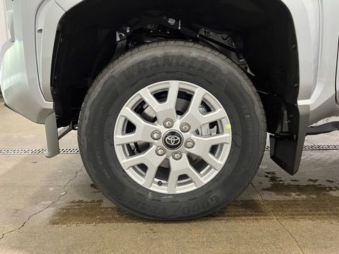New 2026 Toyota Tacoma SR5 AWD/4WD image 21