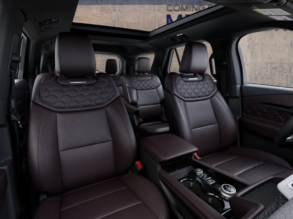 New 2027 Ford Explorer Platinum AWD/4WD image 10