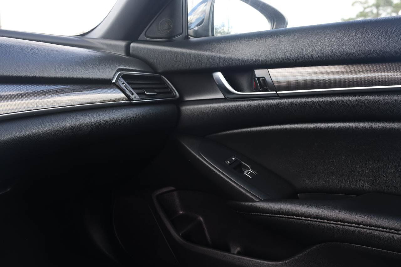 Used 2022 Honda Accord Sport image 17