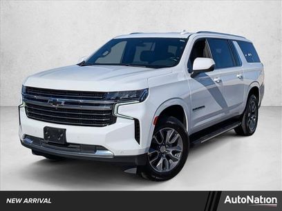 Used 2021 Chevrolet Suburban LT w/ Luxury Package