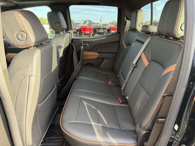 Used 2026 GMC Canyon AT4 w/ Technology Plus Package AWD/4WD image 14