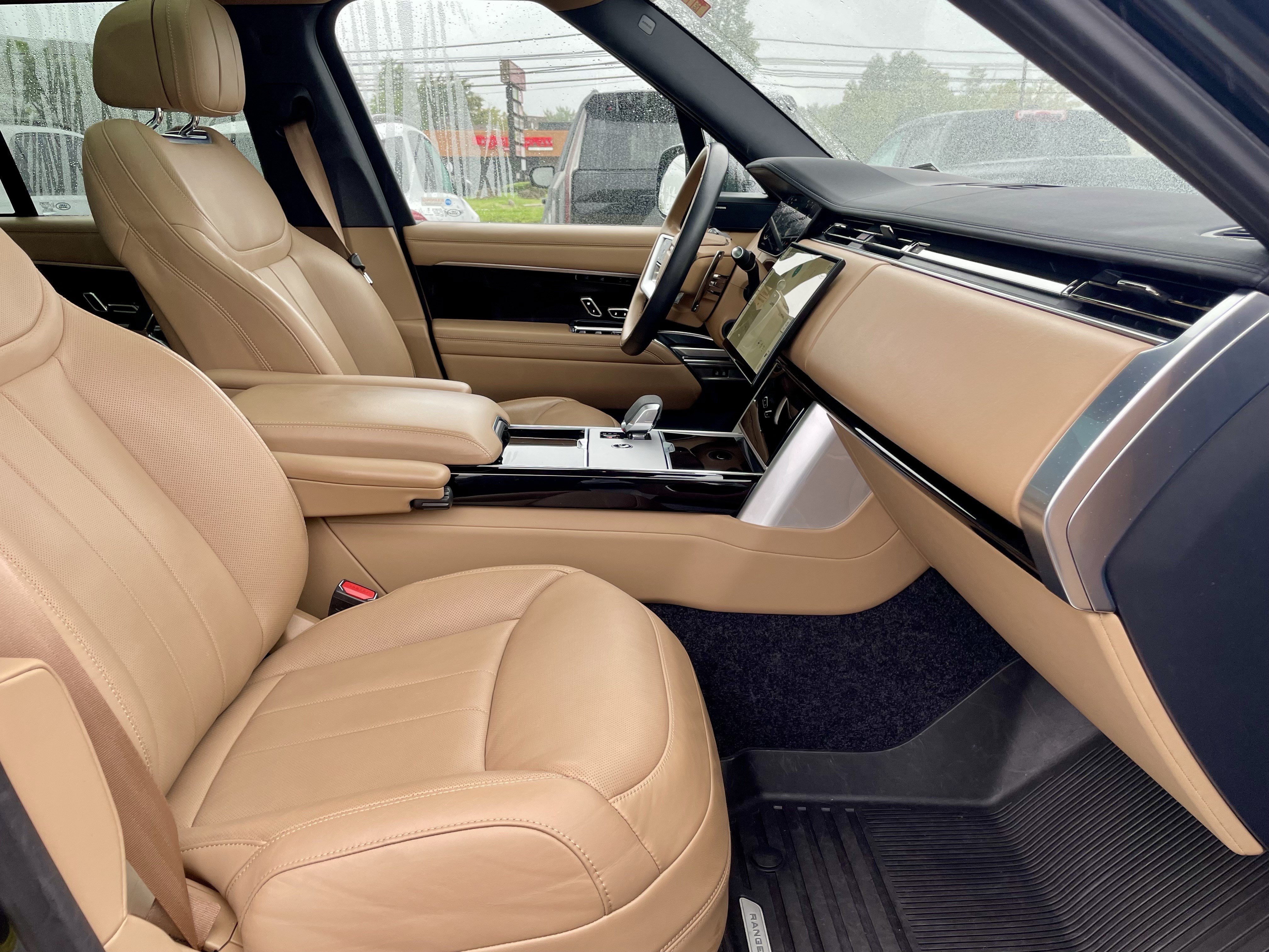 Used 2024 Land Rover Range Rover SE AWD/4WD image 15