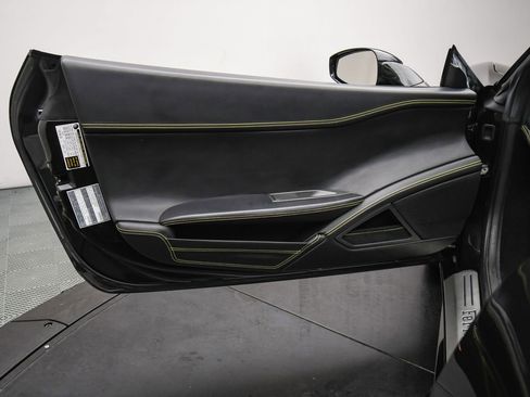 Used 2014 Ferrari 458 Spider image 46