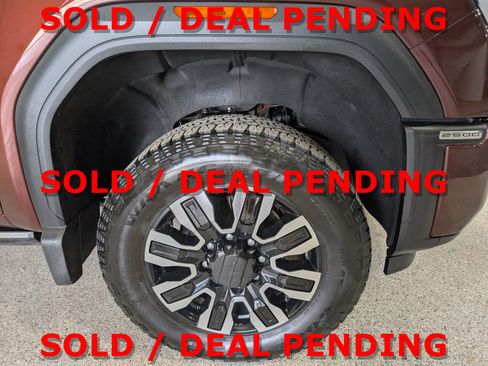Used 2024 GMC Sierra 2500 Denali Ultimate AWD/4WD image 15