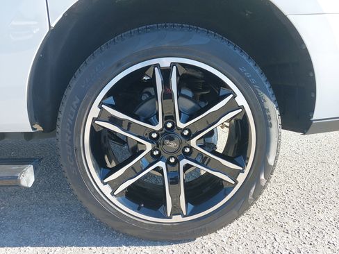 Used 2021 Ford Expedition Max Limited image 36