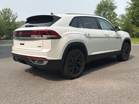New 2026 Volkswagen Atlas Cross Sport SE AWD/4WD image 4