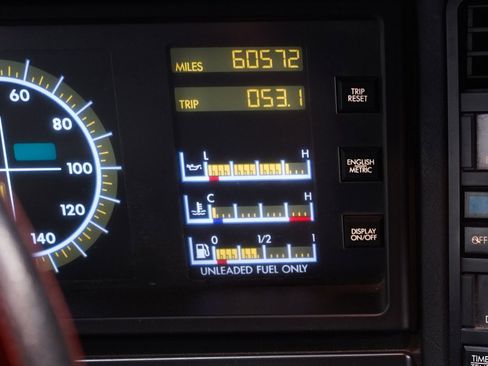 Used 1993 Cadillac Allante image 36