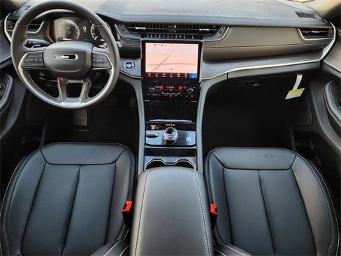 New 2025 Jeep Grand Cherokee L Limited image 20