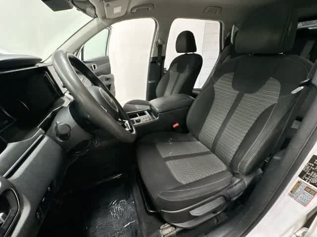 Used 2022 Kia Sorento LX FWD image 15