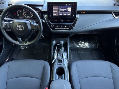 Used 2022 Toyota Corolla LE w/ Carpet Mat Package (TMS) FWD image 13