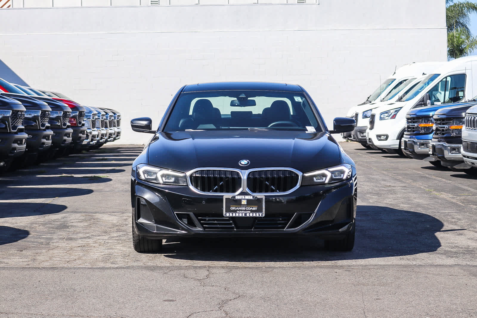 Used 2025 BMW 330i Sedan RWD image 2