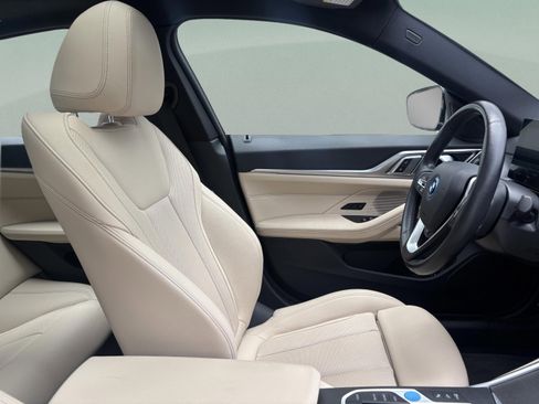 Used 2023 BMW i4 eDrive35 RWD image 12