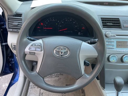 Used 2007 Toyota Camry LE FWD image 17