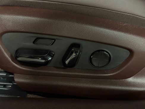 Used 2019 Lexus ES 350 Ultra Luxury w/ Accessory Package image 14